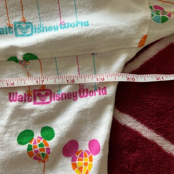 NWOT Colorful Balloon Print Disney Spirit Jersey XS - Picture 10 of 10